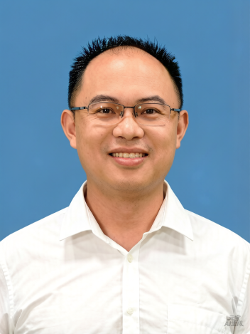 2026_05_02 21_48_邱松林证件照.png